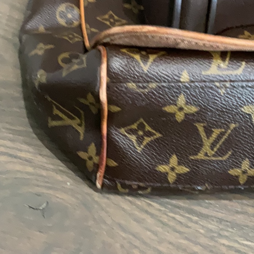 Brown Louis Vuitton Men's Messenger Bag - Picture 3 of 10